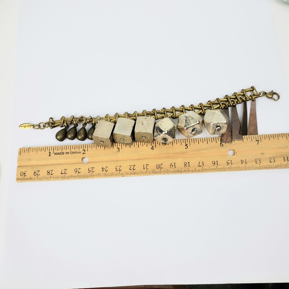 Beth Lauren Cube Geometric Silver Chain Bracelet - Picture 4 of 4